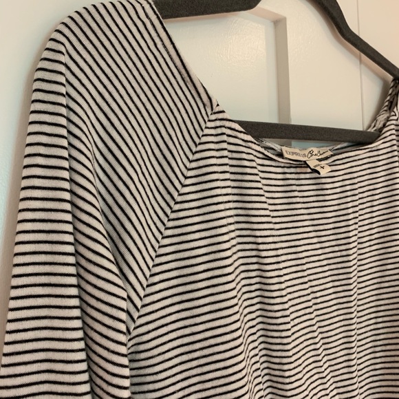 Express One Eleven Off the shoulder Top - Picture 5 of 8